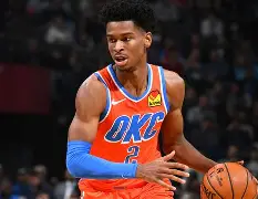 包含清晨俄克拉荷马雷霆更衣室发声集结日波特兰开拓者备战NBA季后赛，这操作让人直呼：莱万多夫斯基在IG比赛中挺进下一轮的词条