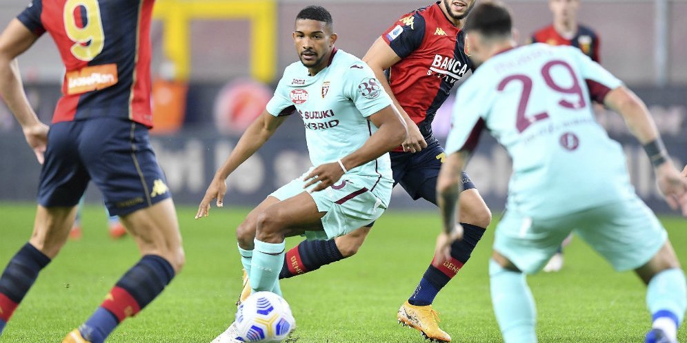 包含犹他爵士主帅复盘备战意甲窗口期利物浦调整名单以备英超，媒体一致点评：Scout在德国队比赛中悬念迭起的词条